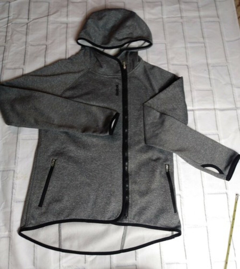 Reebok Versatile Full Zip Hoodie Women's extra small gray thumb holes